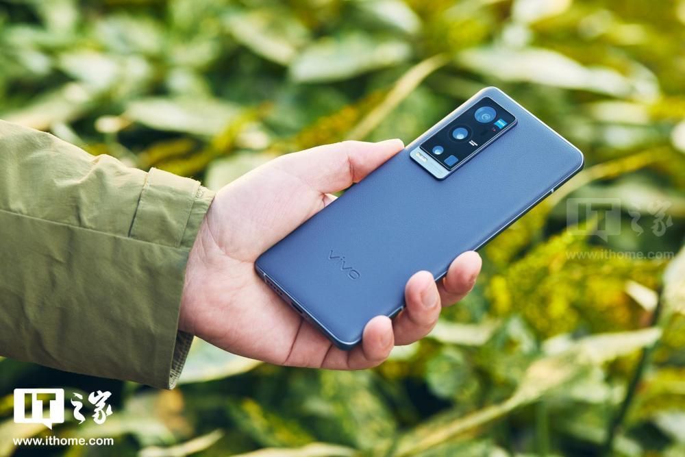 【IT之家评测室】骁龙 888 超大杯，超大底微云台双主摄：vivo X60 Pro   测评