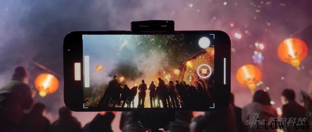 iPhone 2021 新春短片《阿年》上线：从另一个角度讲一个新 “年”的小故事