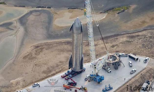 SpaceX 企业 “星际飞船”火箭弹初次高空试飞违反检测许可证条款