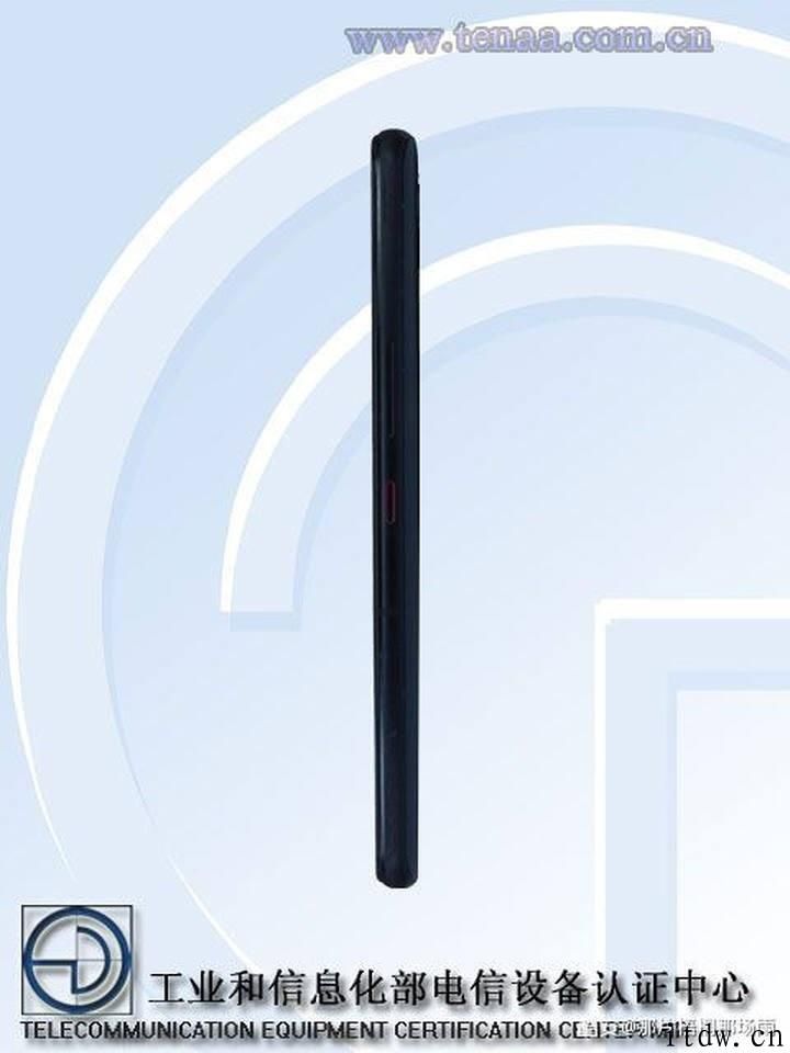 最新款 ROG 游戏手机工信部入网图曝出：6.78 英寸 OLED 屏   2×3000mAh 双电芯充电电池