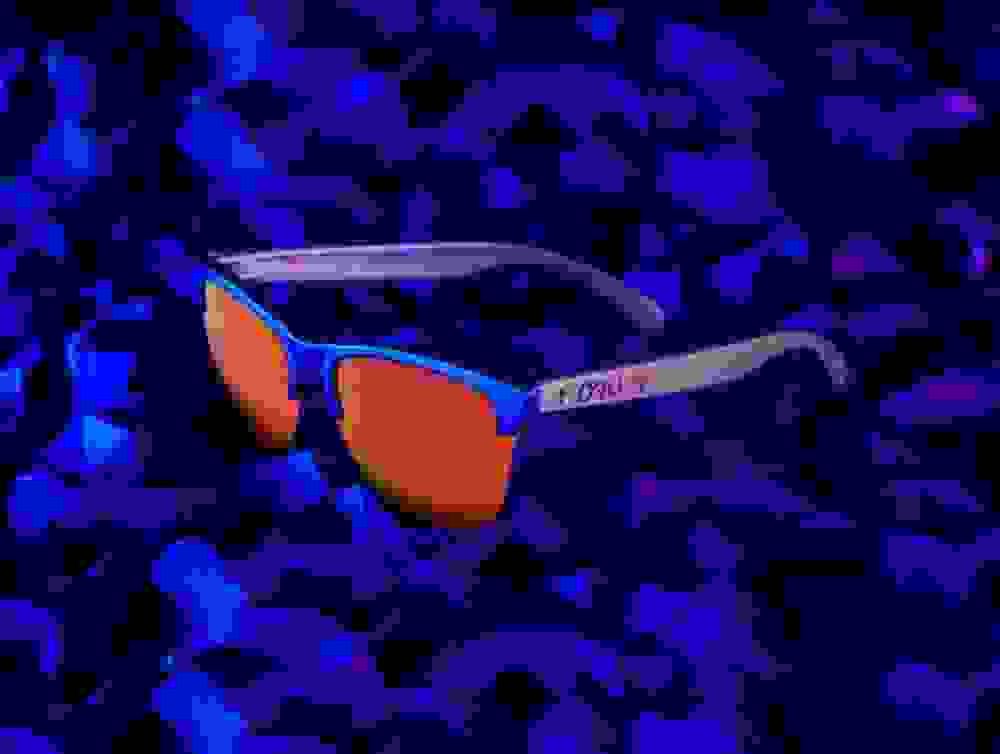 乌龟海岸与 Oakley 合作推出电竞眼镜、太阳镜