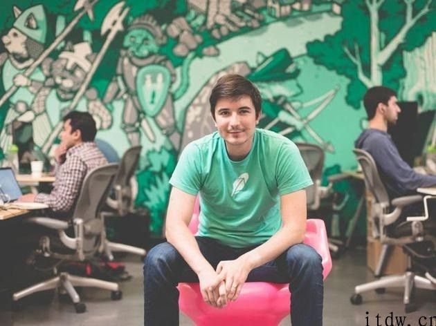 揭秘券商 Robinhood 薪酬：一般工程师年工资收入超 150 万人民币