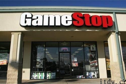 陷入 GameStop 疯狂的男人：我周二损失了 1300 万美金，但仍会坚持不懈