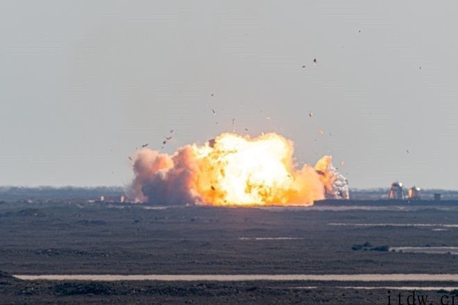 美监管规定 SpaceX 全面调查 SN9 飞船原型坠毁，规定提升安全性