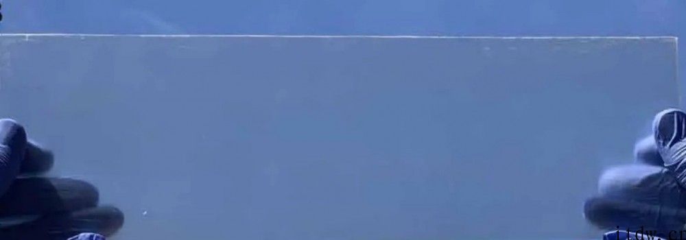 科学家研制出节能全透明木材：隔热更强，可取代窗户玻璃