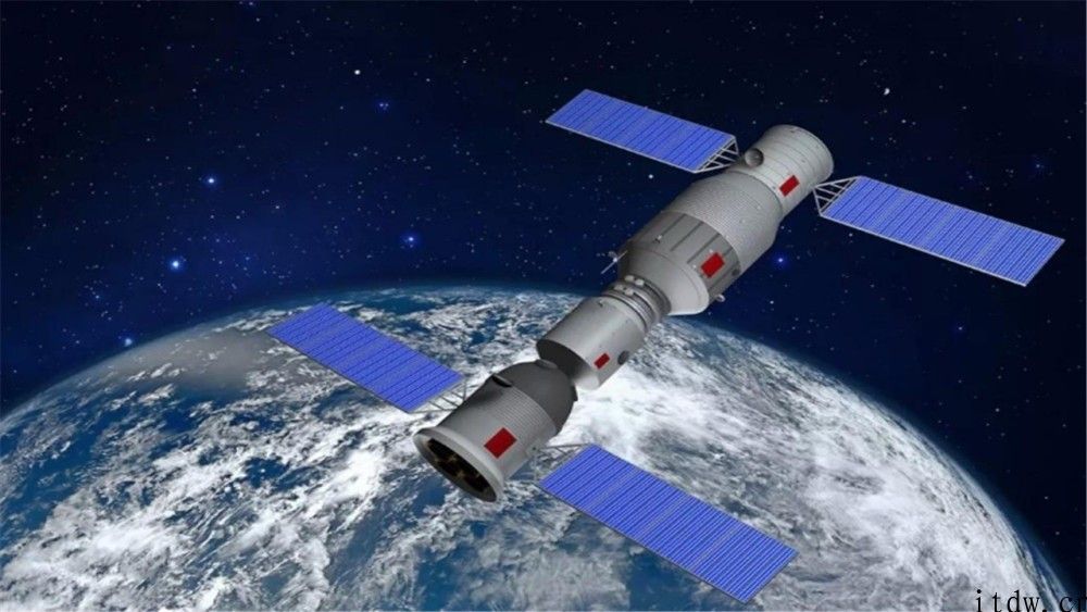 在我国空间站关键舱每日任务有序开展，长征五 B 火箭正运往发射场