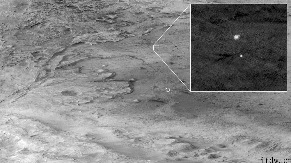 NASA“毅力号”火星车传回大量登陆火星照片
