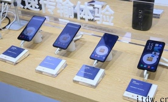 5G 毫米波进到商用冲刺环节：速率更快、时延更低、容积更高