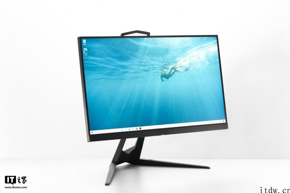 【IT之家评测室】技嘉主板 AORUS FI25F 显示屏感受： 240Hz 小钢炮，电竞游戏玩家的镇场重器