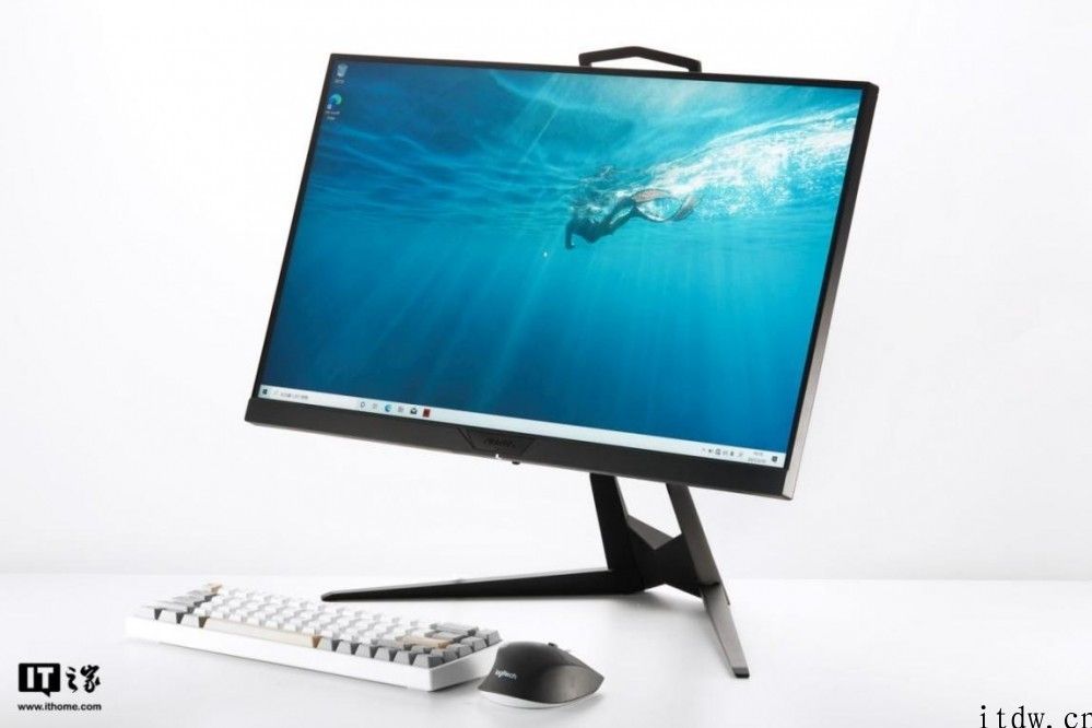 【IT之家评测室】技嘉主板 AORUS FI25F 显示屏感受： 240Hz 小钢炮，电竞游戏玩家的镇场重器