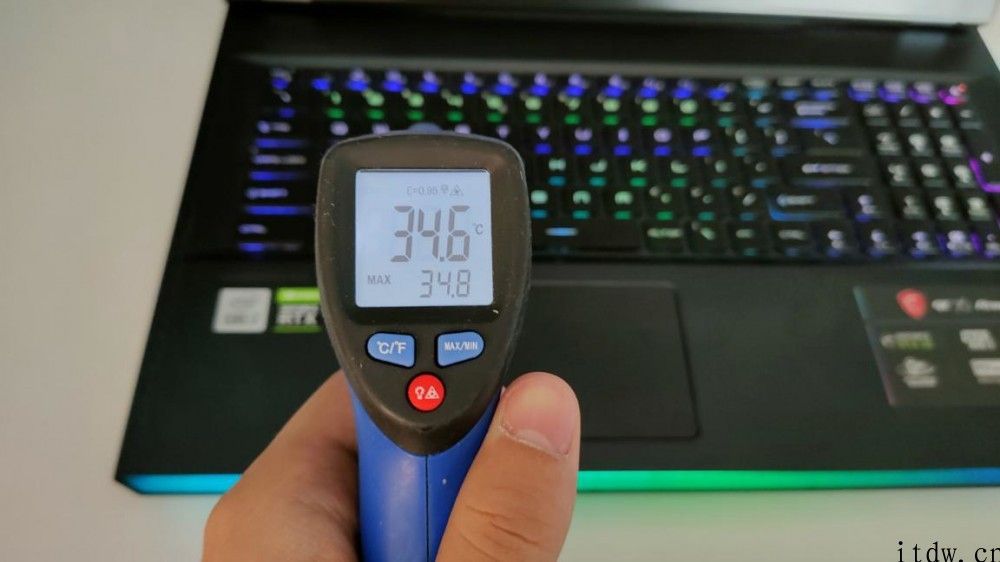 【IT之家评测室】微星强袭 2 GE76 游戏本评测：移动端最強 3080 主要表现怎样？
