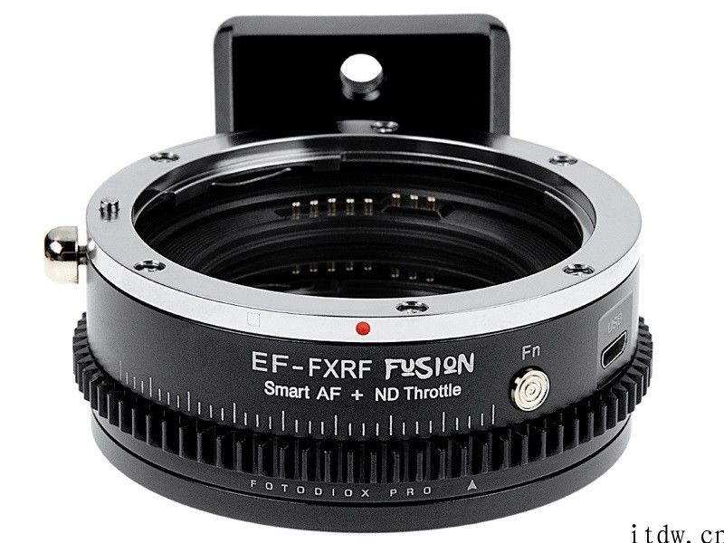 日本厂商推出佳能eos EF - 博仕卡口摄像镜头转接环：内嵌可调 ND 滤镜