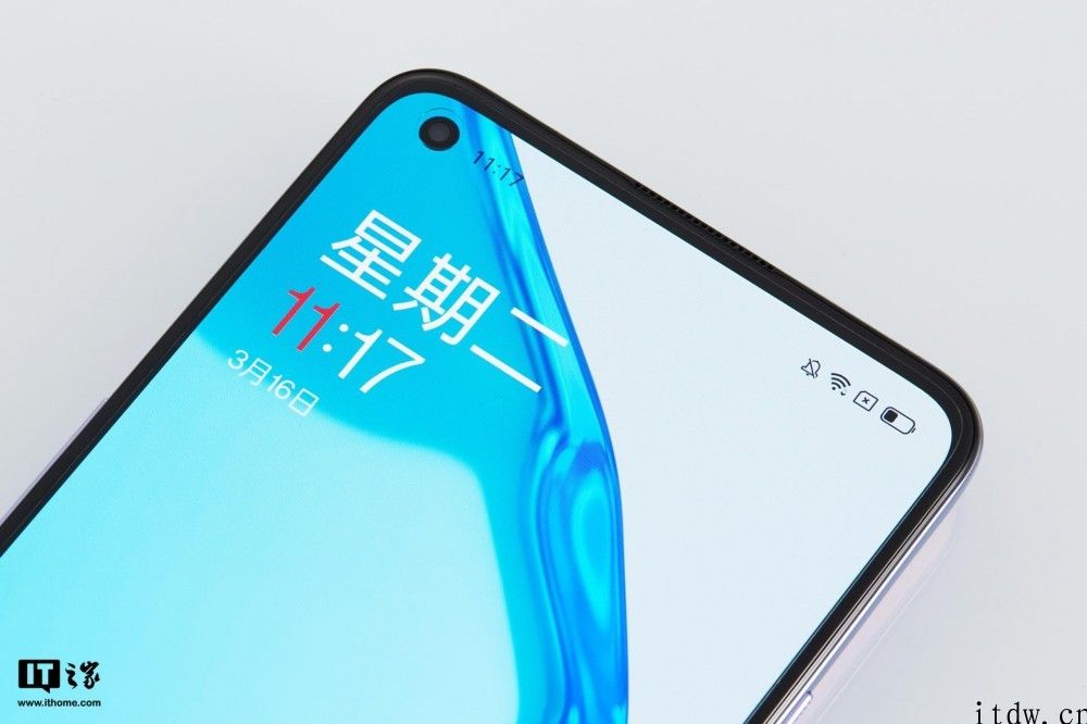 【IT之家开箱】一加 9/Pro 图赏：双层 AG 加工工艺，漫反射渐变纹理