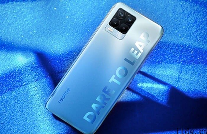 realme 8/Pro 发布：后面一种搭载一亿像素主摄，约 1617 元起