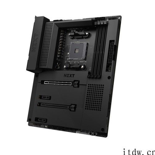 NZXT 发布 N7 B550 主板：纯白全覆盖设计，售价 1500 元