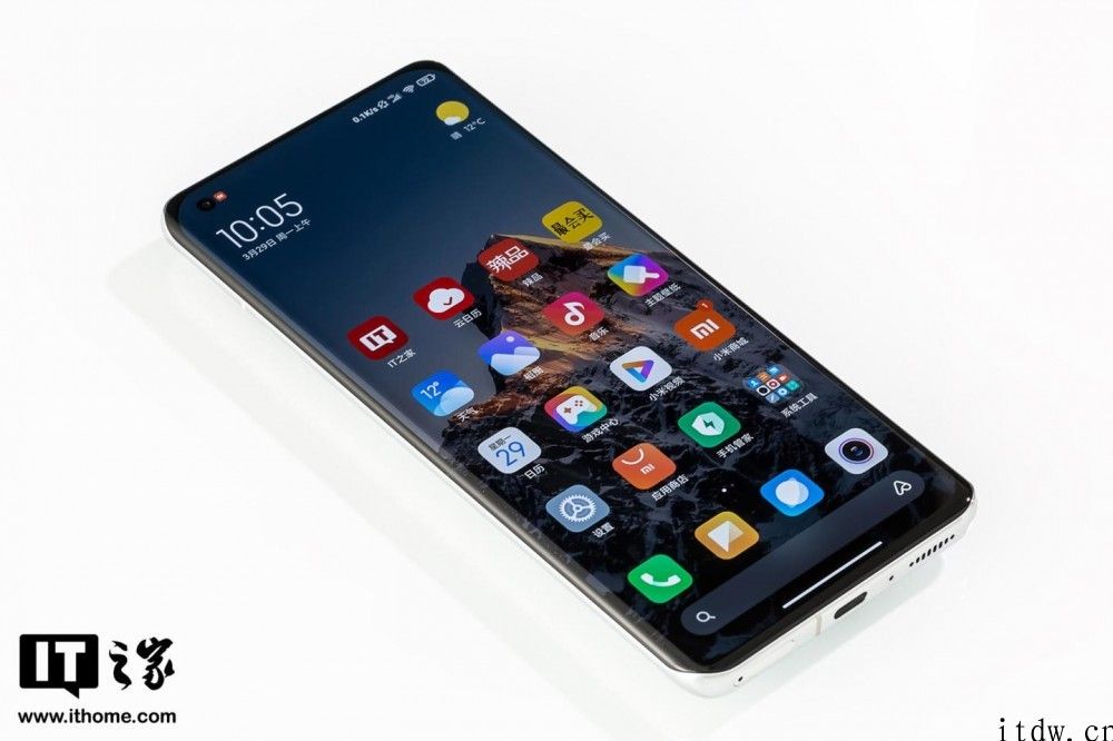 “安卓之光”小米 11 Pro/Ultra 今日开售：4999 元起