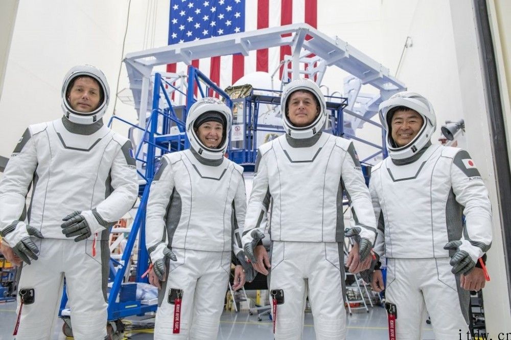 SpaceX Crew-2 载人航天每日任务乘员名单确认，将于 4 月 22 日发射