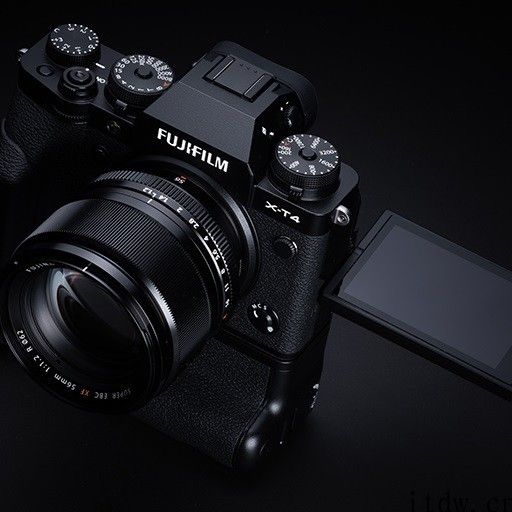 富士 X-T4 照相机 1.20 版固件升级：新增高温自动关机选项