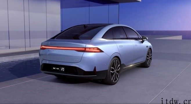 小鹏 P5 智能汽车公布：32 个传感器全自动辅助驾驶，将于第四季度交付