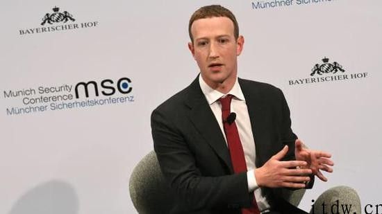 宣战 Clubhouse，扎克伯格：Facebook 正开发播客和直播音频室作用