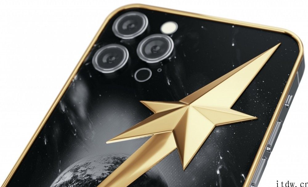 Caviar 定制iPhone iPhone 12 Pro，纪念载人航天 60 年：有加加林、阿姆斯特朗、埃隆马斯克等版本