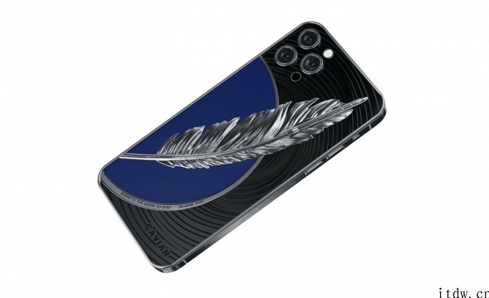 Caviar 定制iPhone iPhone 12 Pro，纪念载人航天 60 年：有加加林、阿姆斯特朗、埃隆马斯克等版本