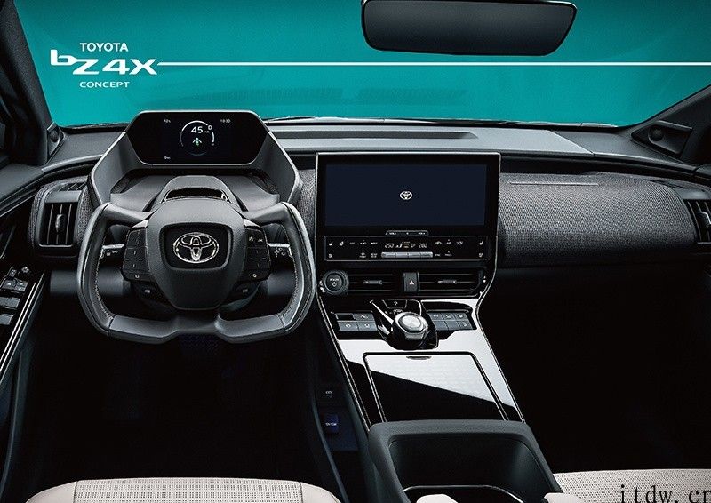 丰田汽车纯电动概念车 TOYOTA bZ4X CONCEPT 发布，将推与比亚迪汽车联合开发中国专属车系