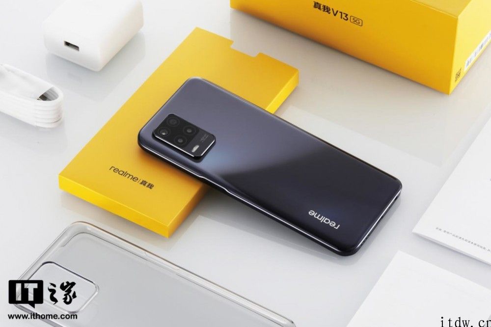 【IT之家评测室】realme 真我 V13 评测：5000mAh 大电池也可以很轻巧