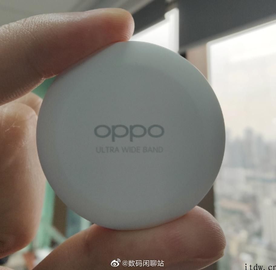 OPPO 追踪器曝光：根据 UWB，支持 Type-C 充电