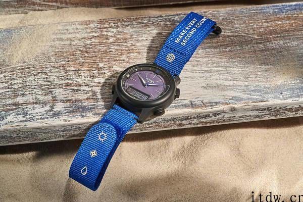 FOSSIL 推出第二代 SOLAR 太阳能系列产品限量版腕表：日照 8 小时可应用 3 个月
