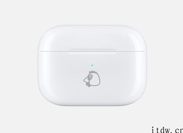 时隔七个月，iPhone推送 AirPods 2/Pro 全新升级固定件：版本代号 3E751