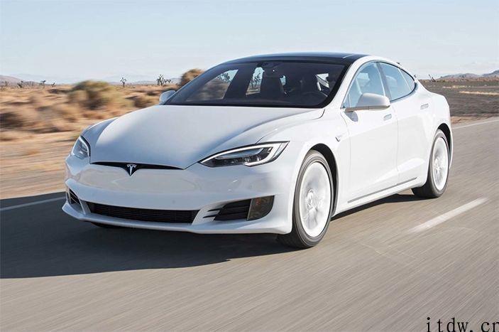 闪存容积太小引起常见故障，特斯拉将在韩国召回 561 辆 Model S