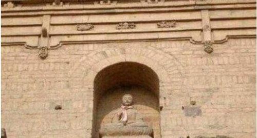 佛像显灵救下小女孩 总是有人在问世界上有神仙吗