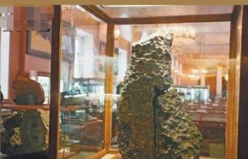 陨石断面耶稣像之谜困扰科学家多年（大部分陨石来自）