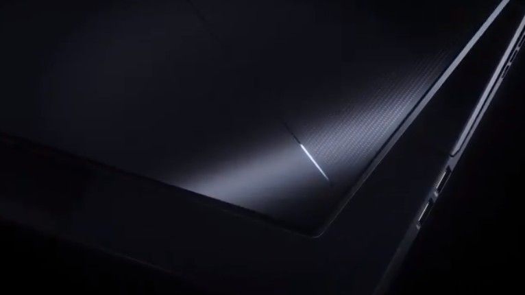华硕 ROG Zephyrus S17 笔记本预热：液金导热，C 面进气口