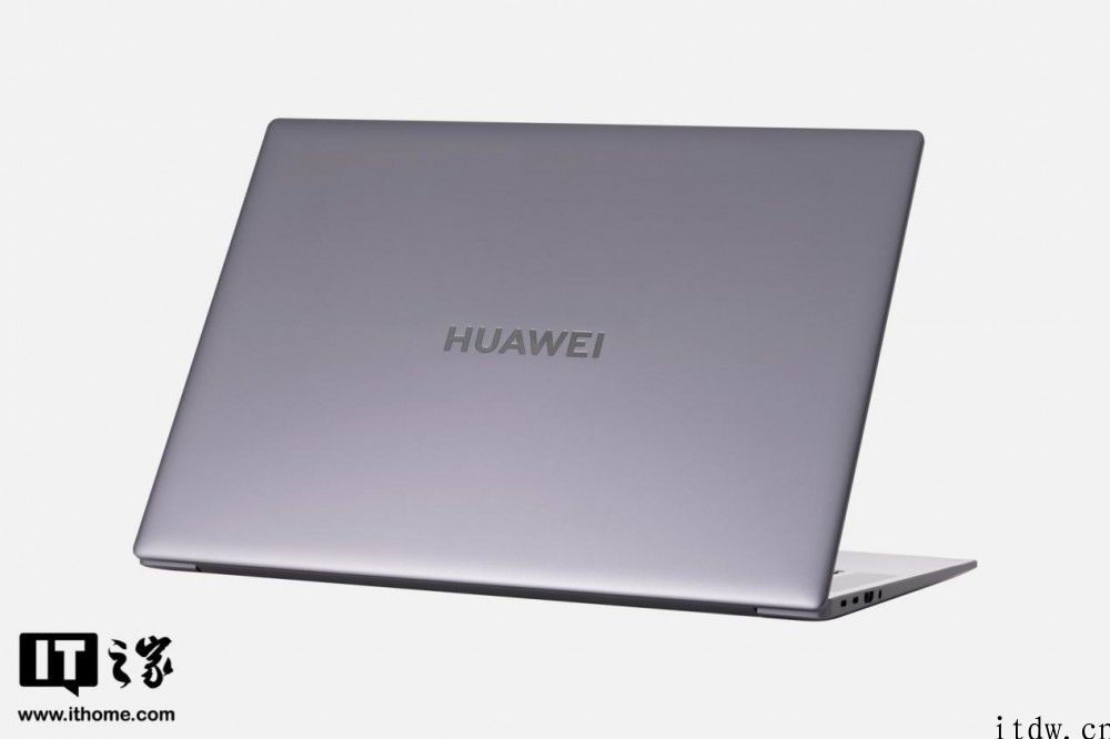 【IT之家开箱】华为 MateBook 16 笔记本图赏：大块头更有高颜值