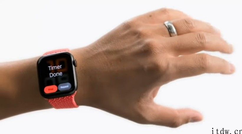 苹果 Apple Watch 将迅速支持手势操控