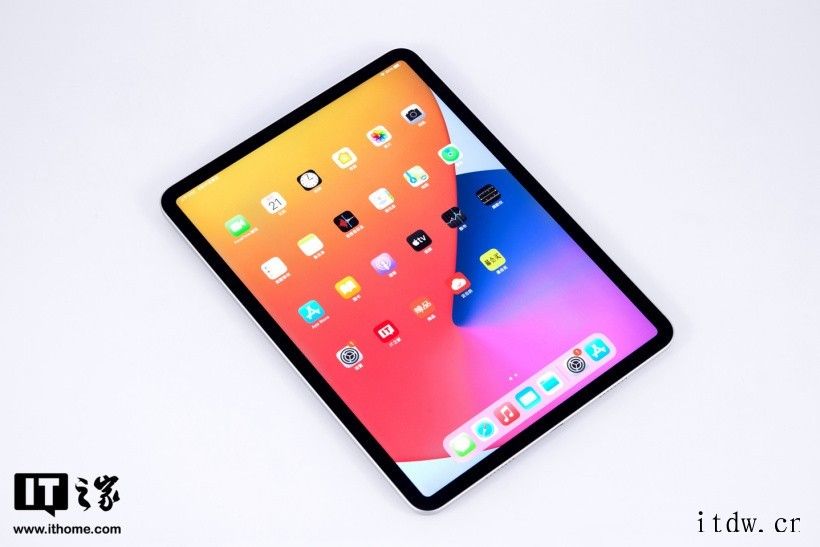 IT大王新款 iPad Pro 开箱图赏