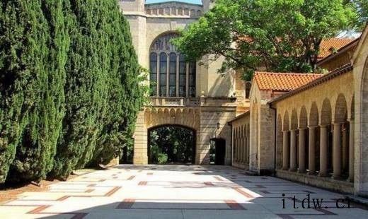 詹姆斯库克大学本科专业设置