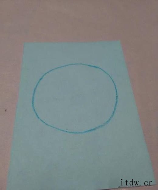 盘子简笔画怎么画