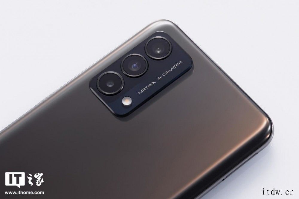 realme 真我 Q3 Pro 狂欢版获得 456228 realme 真我 Q3 Pro 狂欢版升级 6400 万流
