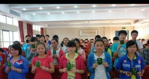 怎样做一个合格的团员