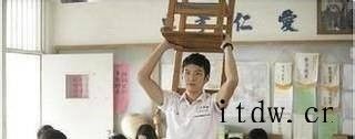 怎样让学生迅速安静下来？