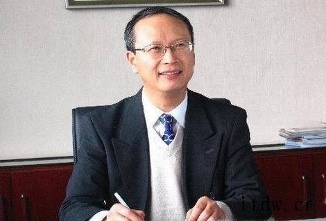 怎样才能成为大学校长？