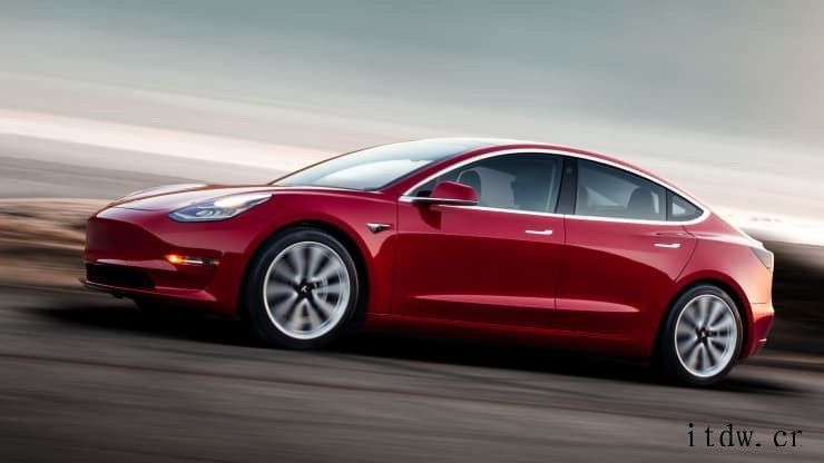 特斯拉决定在美更新Model 3车型中移除雷达传感器