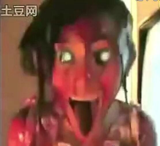 为你奉上“原版视频”,千万不要被吓到!