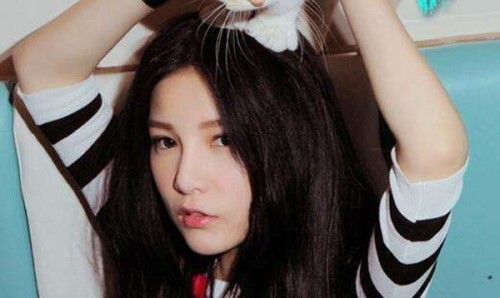 微博“我没死” 在本兮去世三天后,本兮的微博突然更新