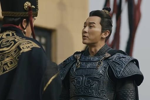 曹彰口中的“临难不顾”,意为遇到危难也绝不退缩,形容没有私心