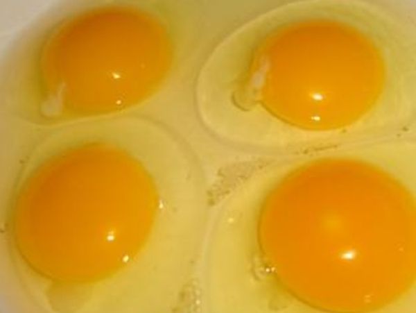 史上最多蛋黄的鸡蛋 鸡蛋黄每天吃几个最合适