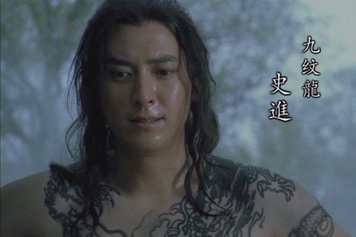 赤膊上阵的出处,是《三国演义》中的一段故事